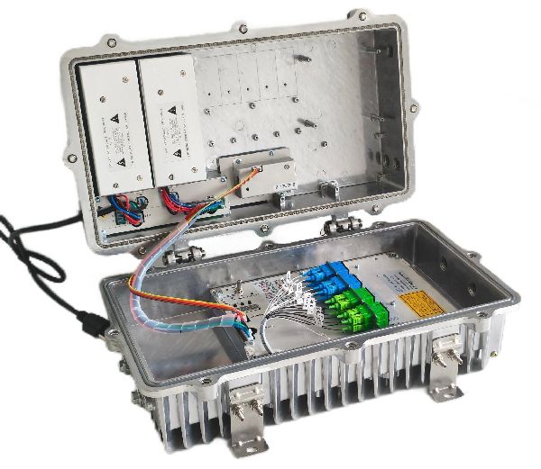 dual battery of outer shell of Outdoor gpon edfa  8 Output ports and WDM  side 